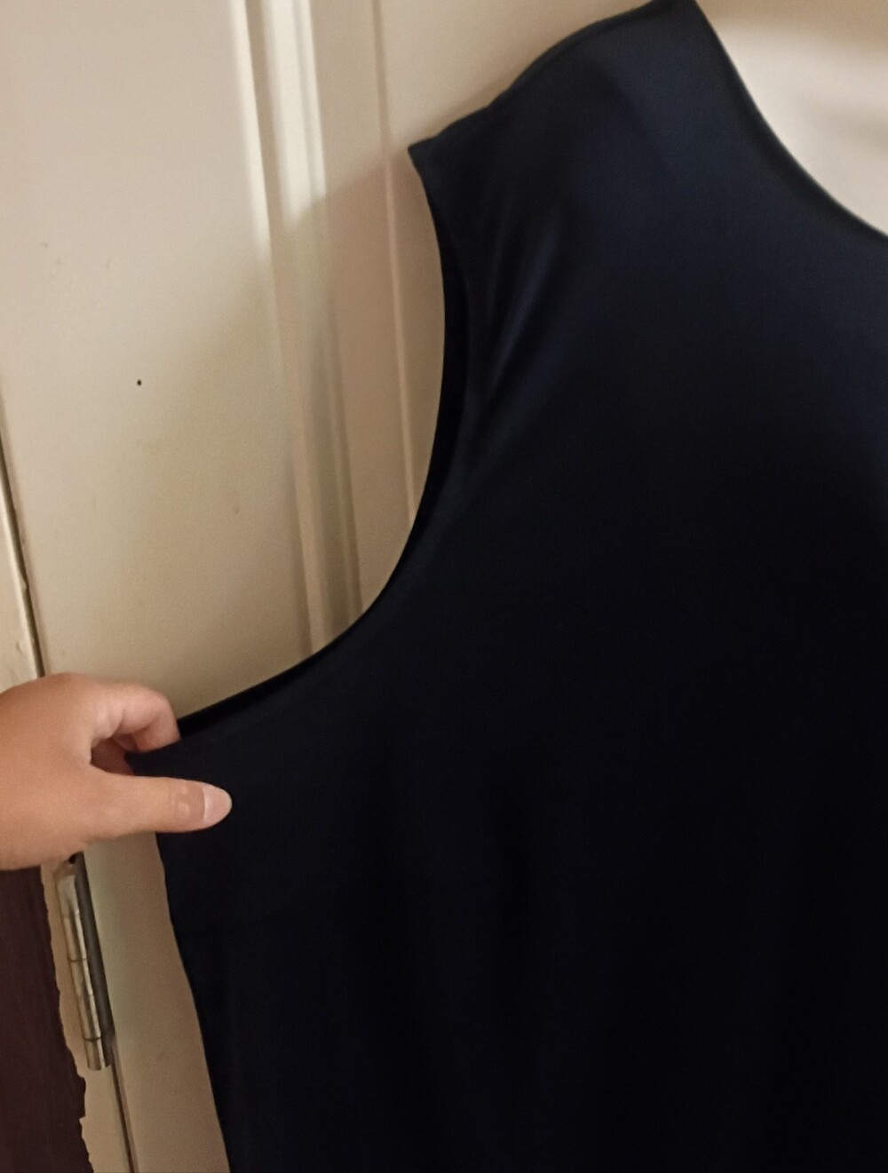 Catherines Sleeveless Keyhole Tank Top, Navy Size 4x - Picture 3 of 6